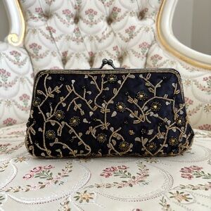 NEW Deadstock Vintage Beaded Kiss Lock Beaded Bad Crossbody